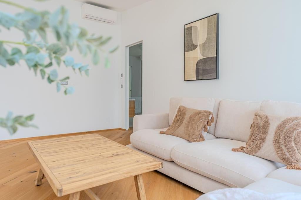 Neustift Deluxe Appartement Wenen Buitenkant foto